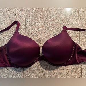 Victoria’s Secret Very Sexy Push Up Bra 40C